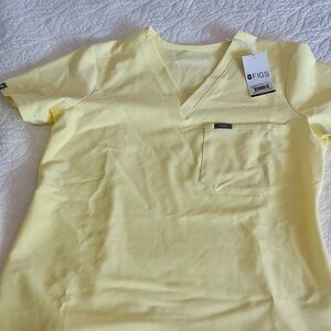 Figs Women's Short Sleeve V-Neck Top in Sunny Yellow